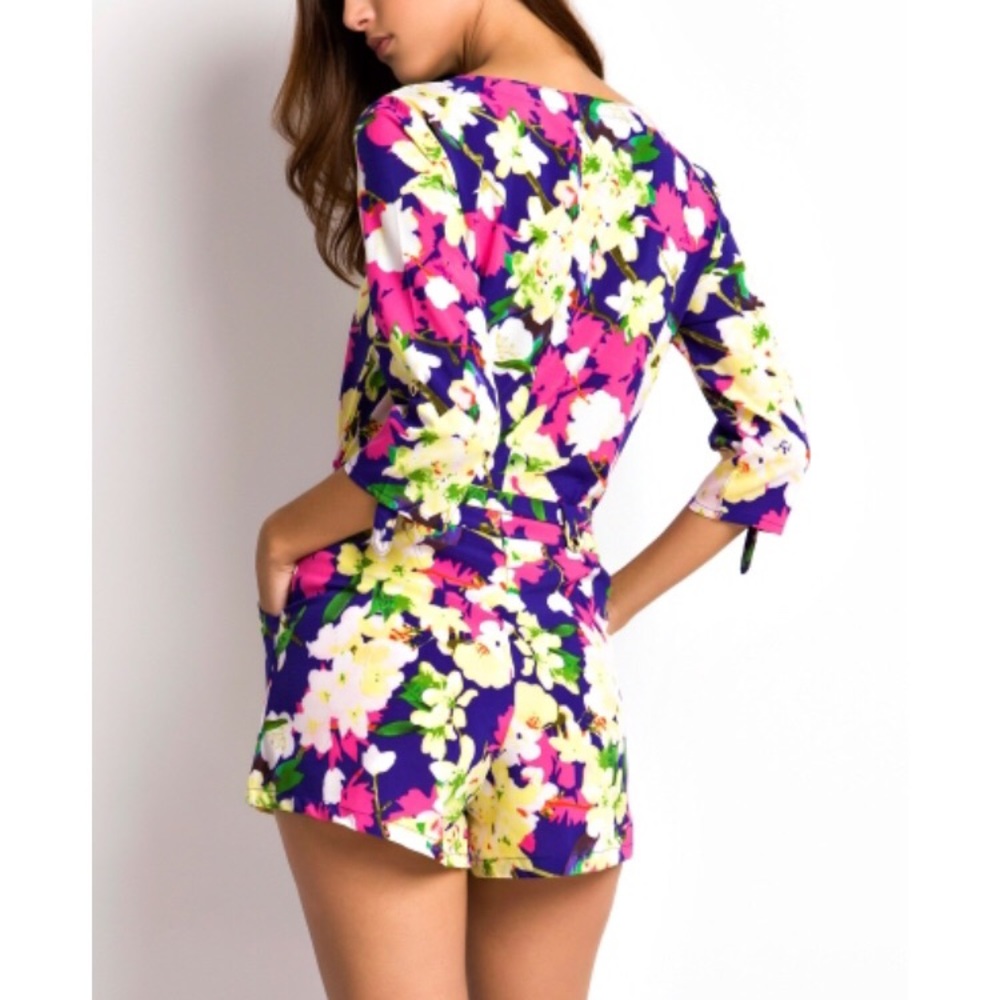 NWT Floral Romper - Picture 2 of 6